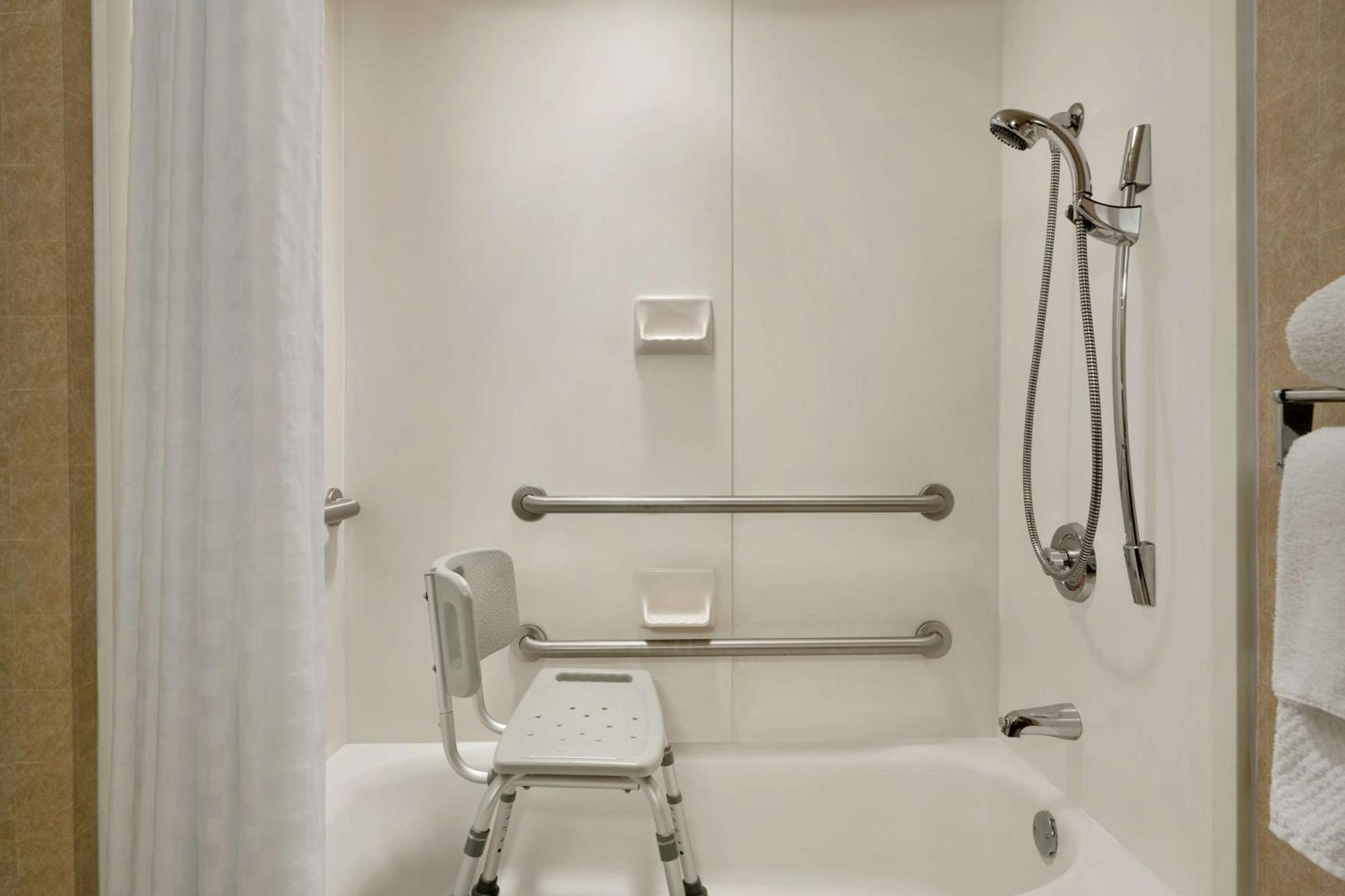 Suite with Two Double Beds - Mobility and Hearing Access/Non-Smoking