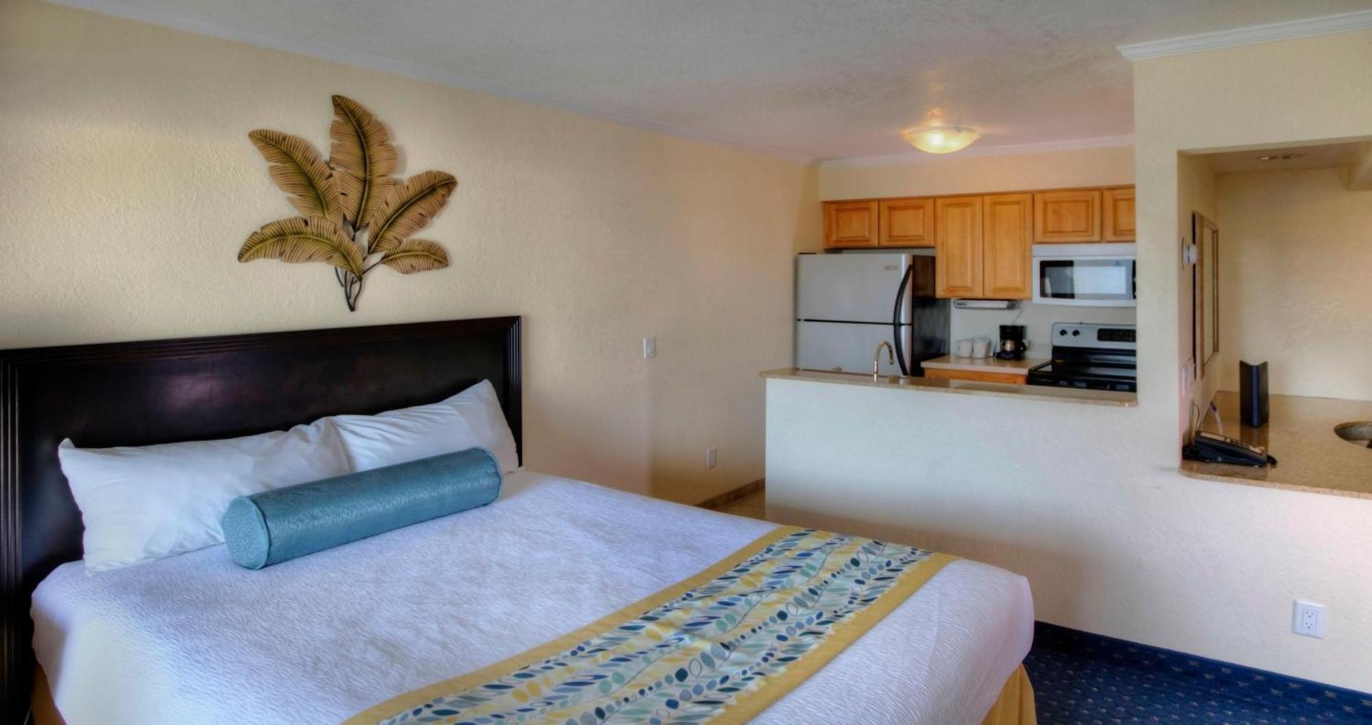 Deluxe Studio Suite Bay View