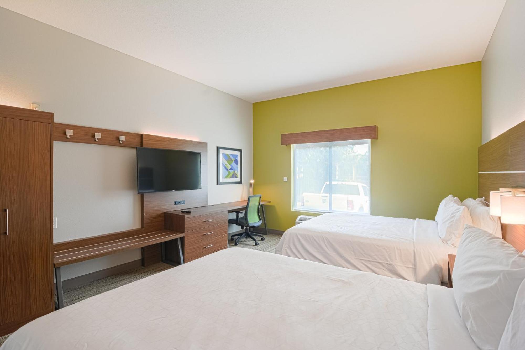 Double Room Two Double Beds Hearing Accessible or Non-Smoking