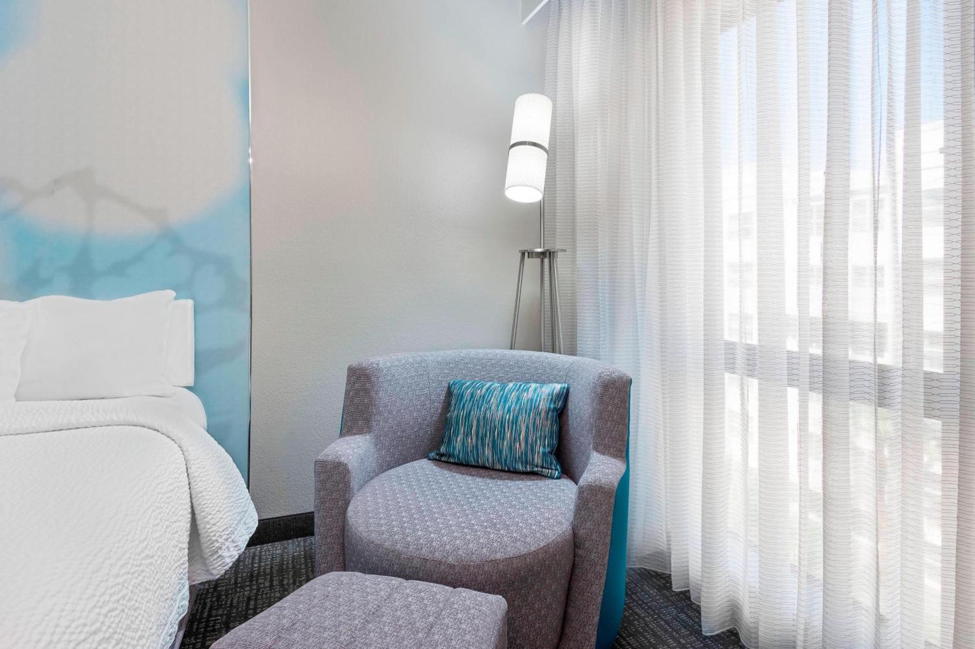 Queen Room Two Queen Beds