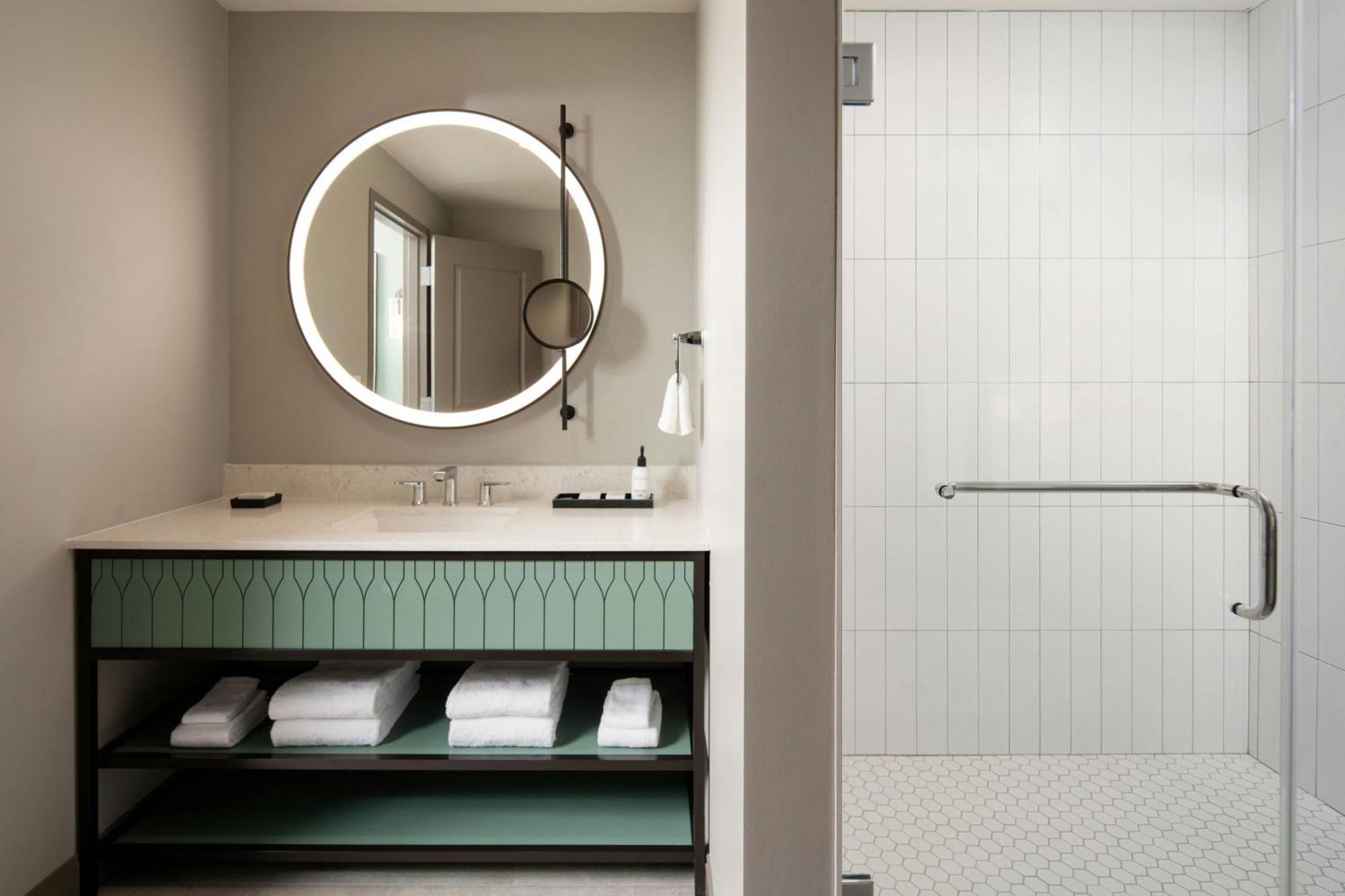 Executive Standard King Room