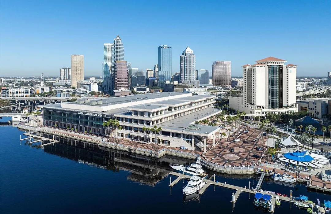 Embassy Suites By Hilton Tampa Downtown Convention Center-1