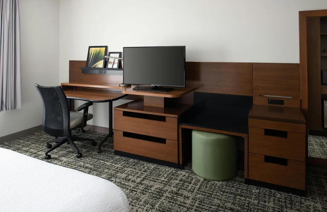 Fairfield Inn & Suites By Marriott Tampa Westshore/Airport-1
