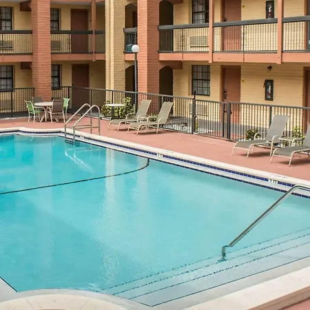 Rodeway Inn Near Ybor City - Casino-2