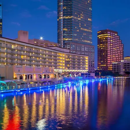 Hotel Tampa Riverwalk-3