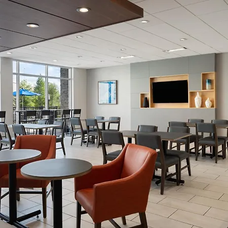 Holiday Inn Express & Suites - Tampa East - Ybor City By Ihg-3