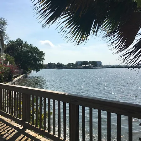 Chase Suite Hotel Rocky Point Tampa-3