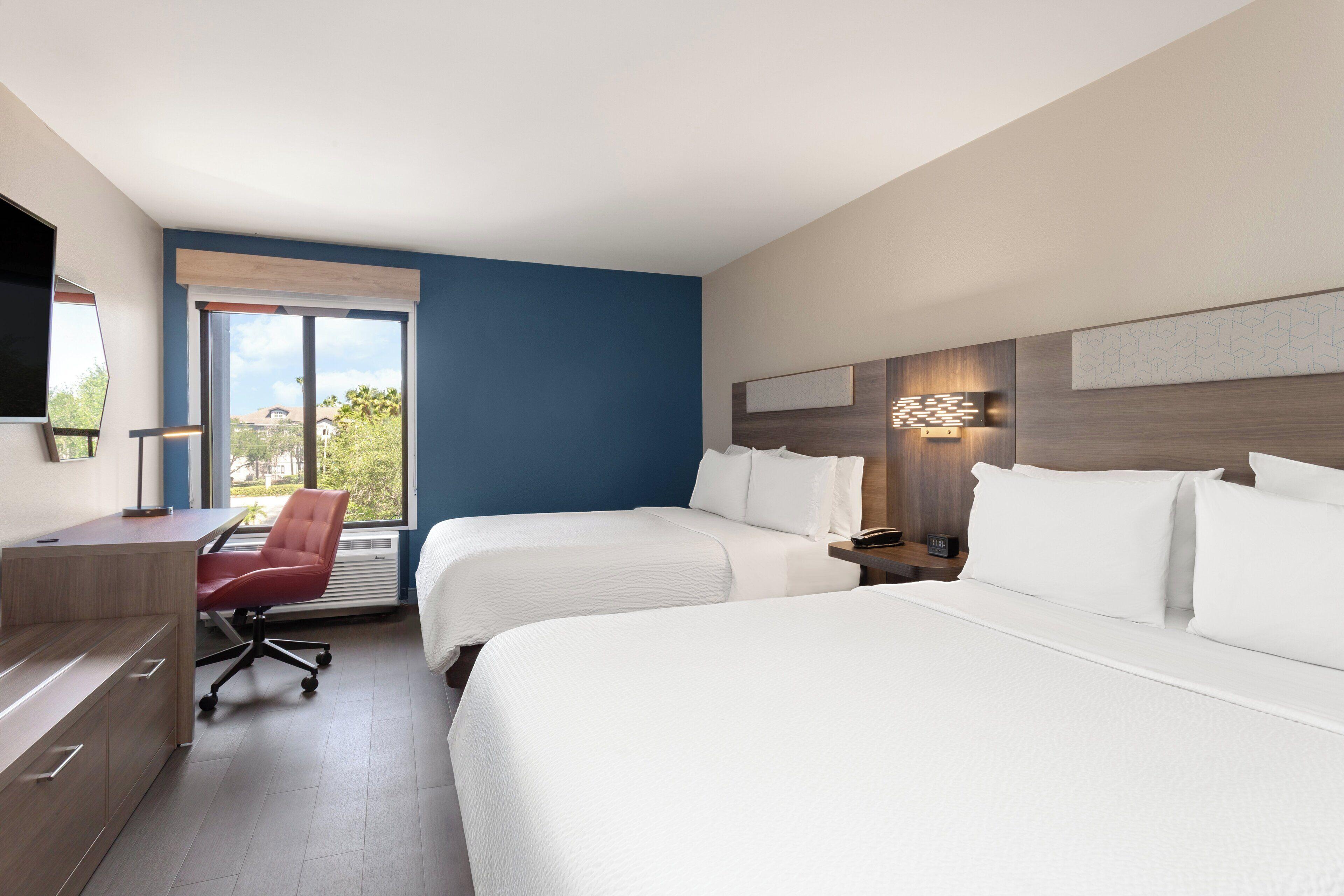 Holiday Inn Express Hotel & Suites Tampa-Rocky Point Island By Ihg ...